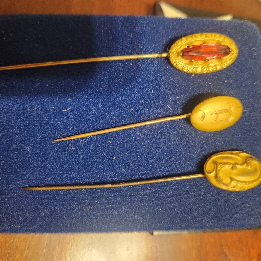VTG hat pins - Picture 5 of 8